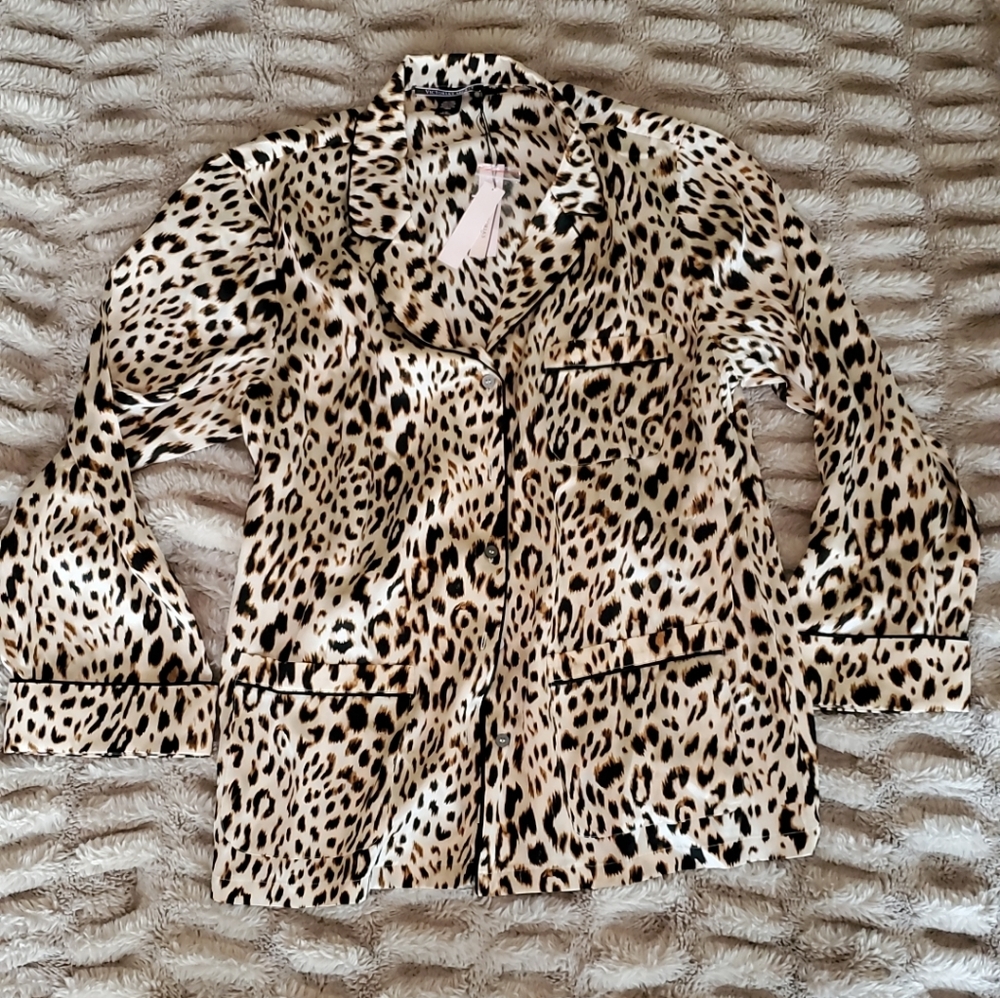 Victoria's Secret SILK PJ Set - Large - Picture 2 of 4
